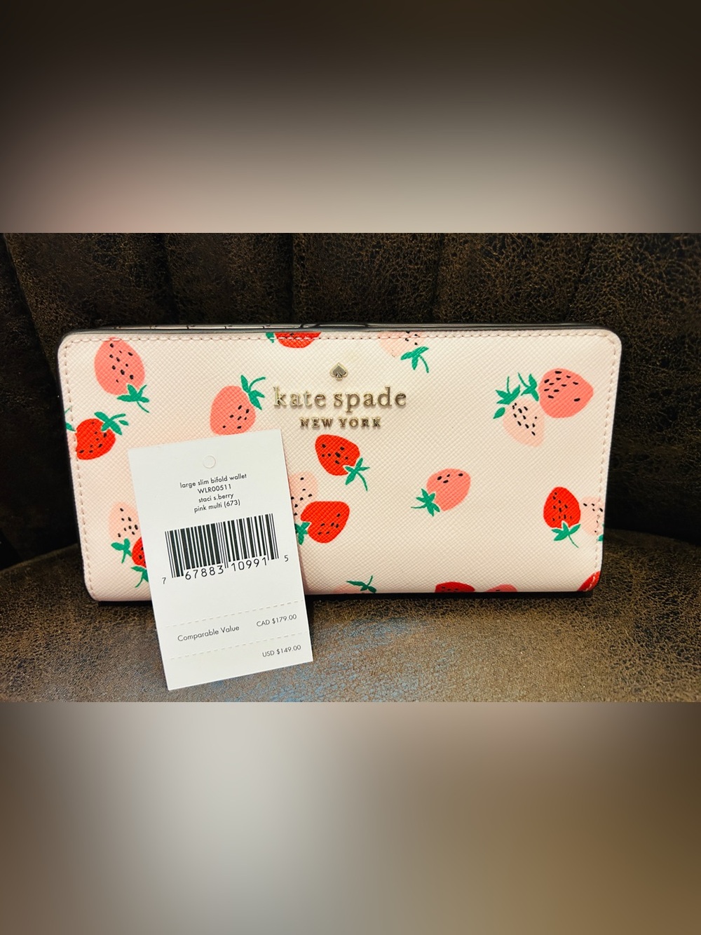 Kate Spade Wild Strawberry Set - Picture 5 of 6